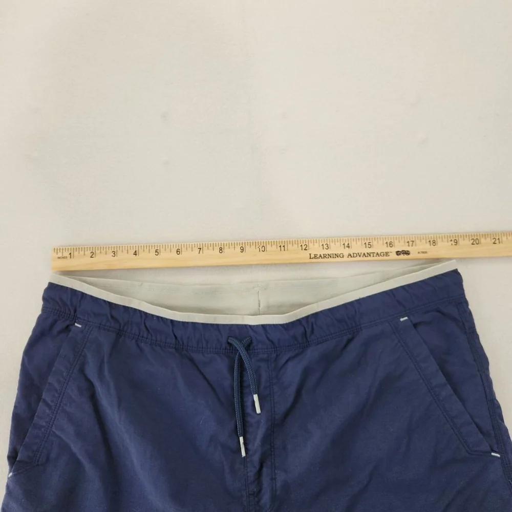 The North Face Men's 100% Nylon Baggies Athletic Shorts Navy Blue Large Outdoor